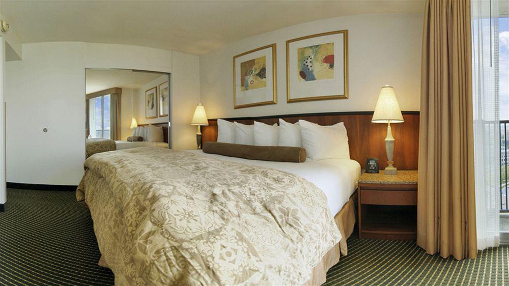 Embassy Suites Philadelphia - Center City Εξωτερικό φωτογραφία