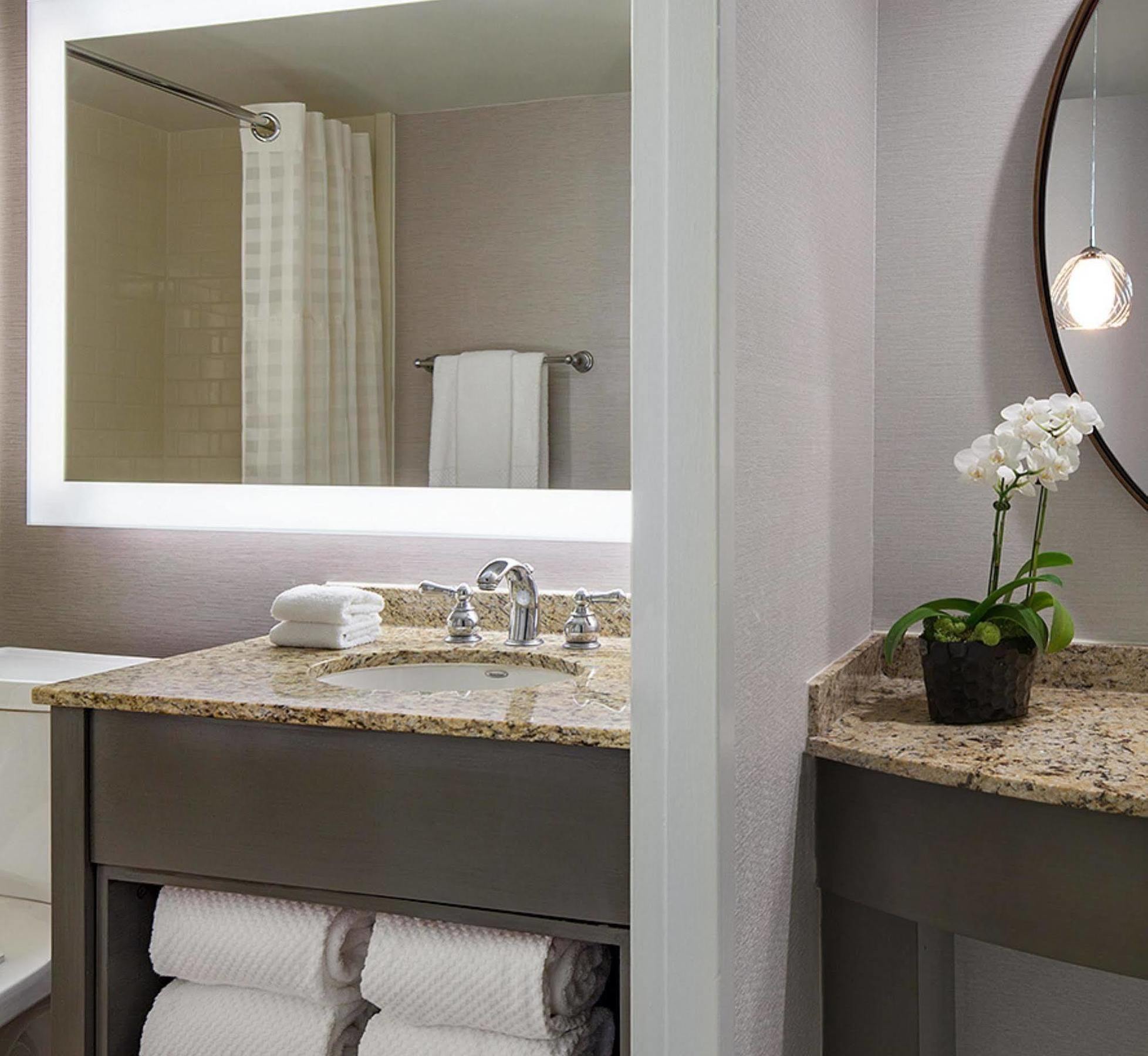 Embassy Suites Philadelphia - Center City Εξωτερικό φωτογραφία