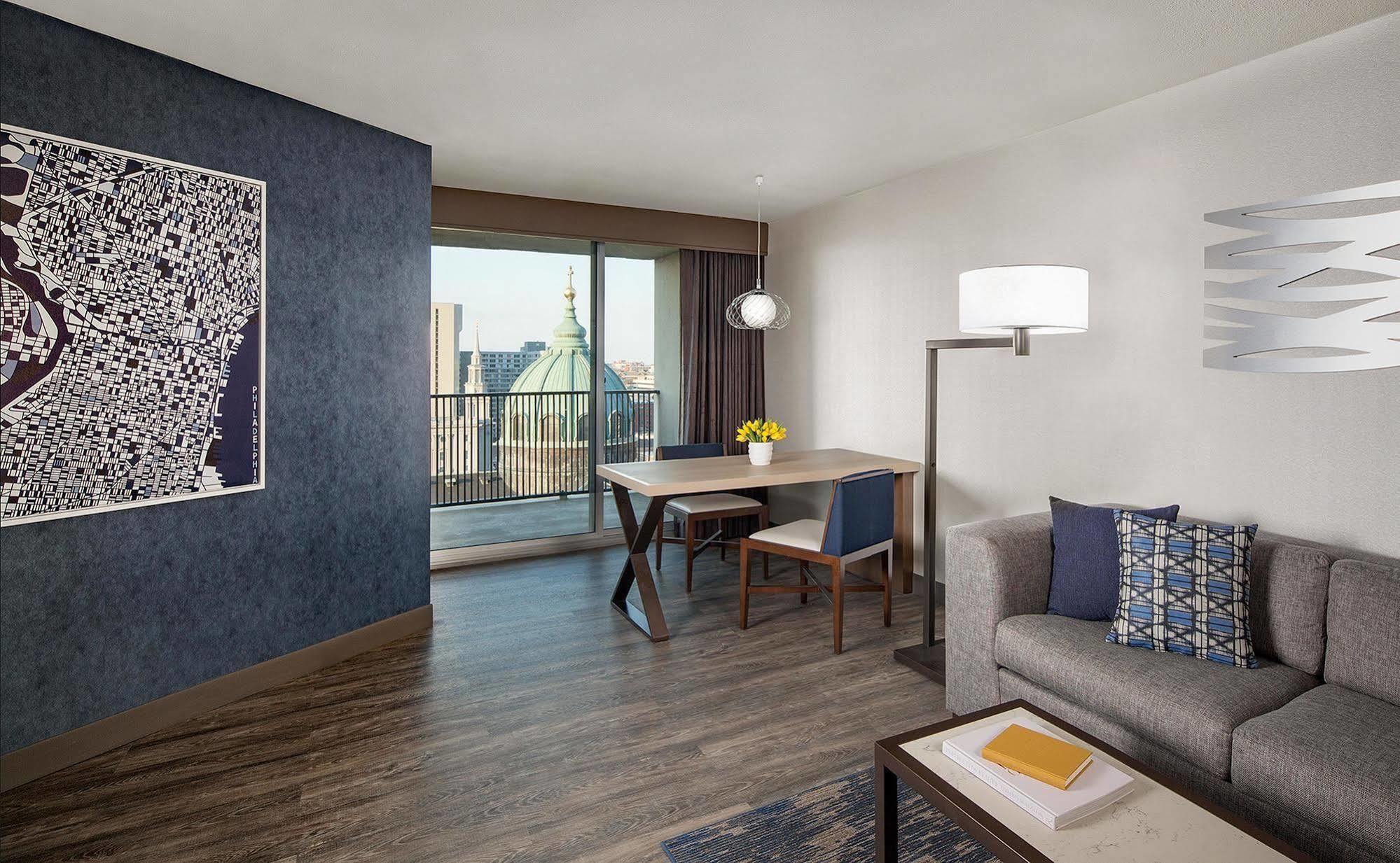 Embassy Suites Philadelphia - Center City Εξωτερικό φωτογραφία