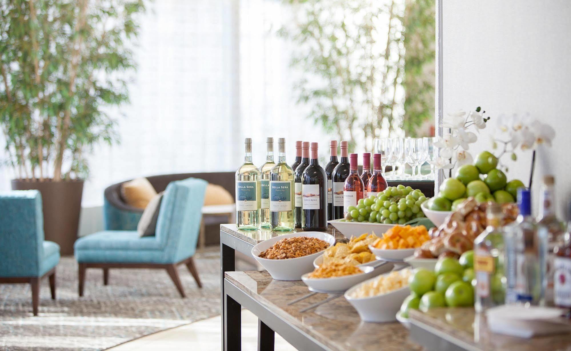 Embassy Suites Philadelphia - Center City Εξωτερικό φωτογραφία